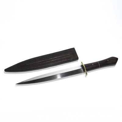 Couteau artisanal de chasse - Dague - Noyer  - LOTHARFORGE